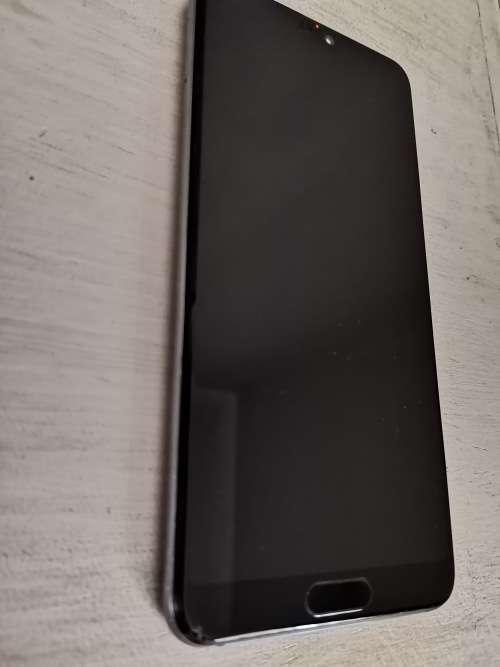 Huawei P20(Phone Cover Included)
