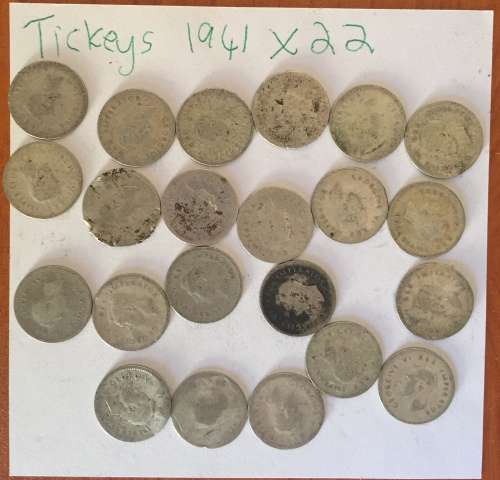 South African Threepence Silver 1941 x 22