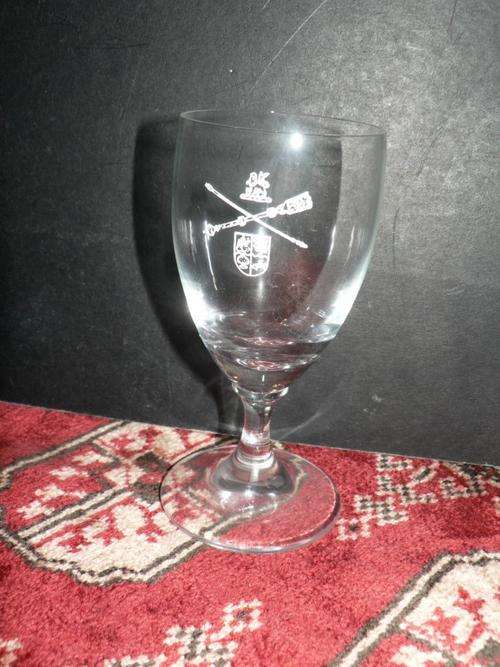 sherry glass  with old parliament embleem