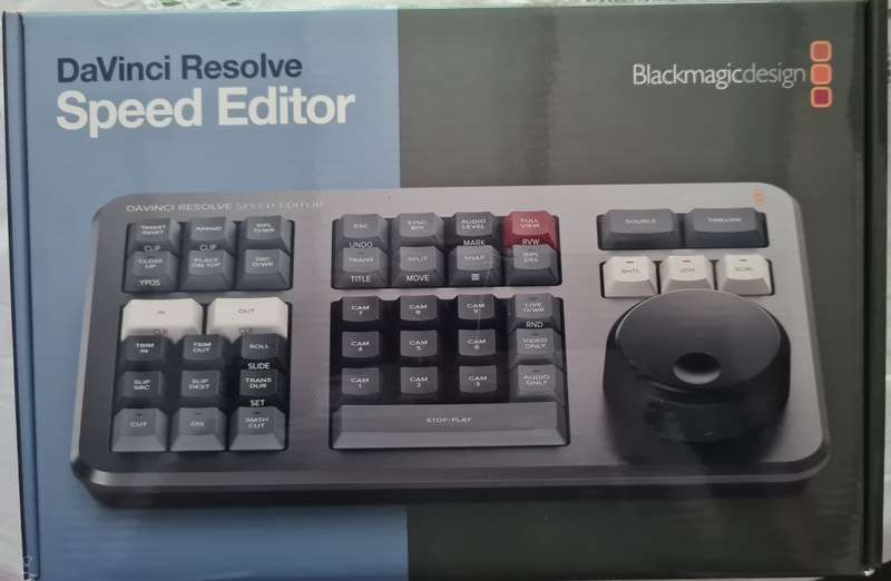 Blackmagic Design DaVinci Resolve Studio with Speed Editor (Activation Card)
