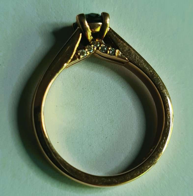 Black diamond 18 ct rose gold ring