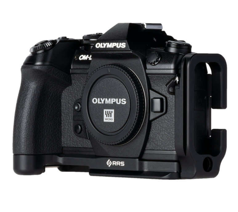 OLYMPUS OM-D E-M1 MARK II MIRRORLESS MICRO FOUR THIRDS DIGITAL CAMERA BODY + Really Right Stuff L-Pl