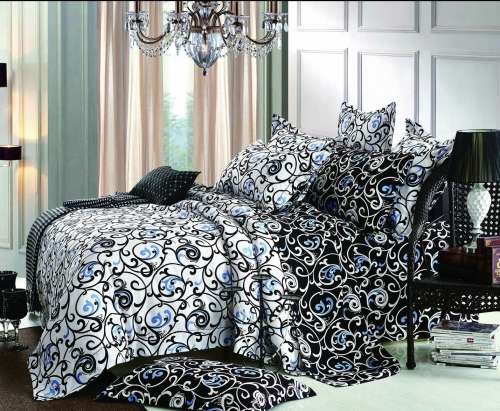 Christina Black Duvet Set