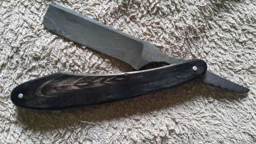 Cutthroat Damascus shaver