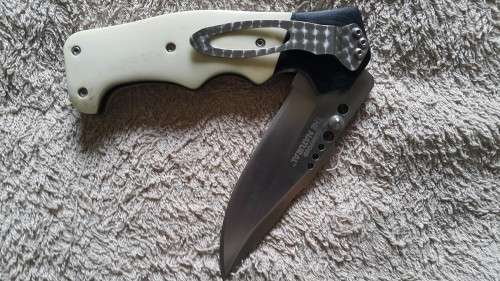 CRKT "The Natural" folder