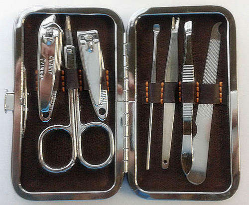 Get your fashionable Manicure sets from xp wholesale!!!wholesale prices!!