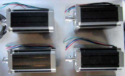Kit of Stepper Motors, Drivers, 5 Axis Breakout Board, Parallel cable and Power Supply Units