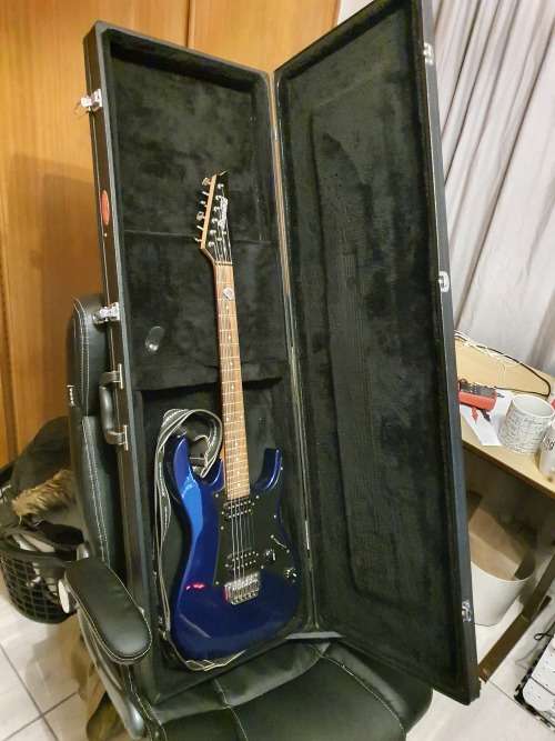Ibanez Gio Guitar with Amp and Hard Case