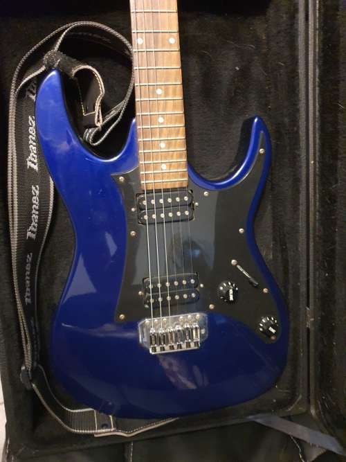 Ibanez Gio Guitar with Amp and Hard Case