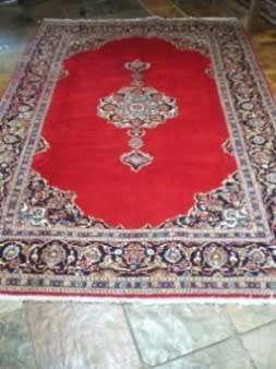A Persian Hand knotted Kashan Carpet 2900mm x 1970mm