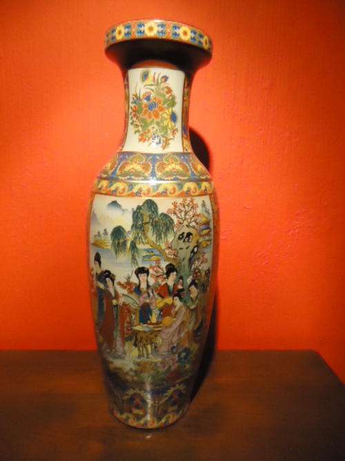 2x  beautiful  large (60 cm high )oriental Vases
