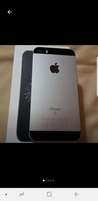 iphone se 32gb demo space grey 10/10 with all accessories