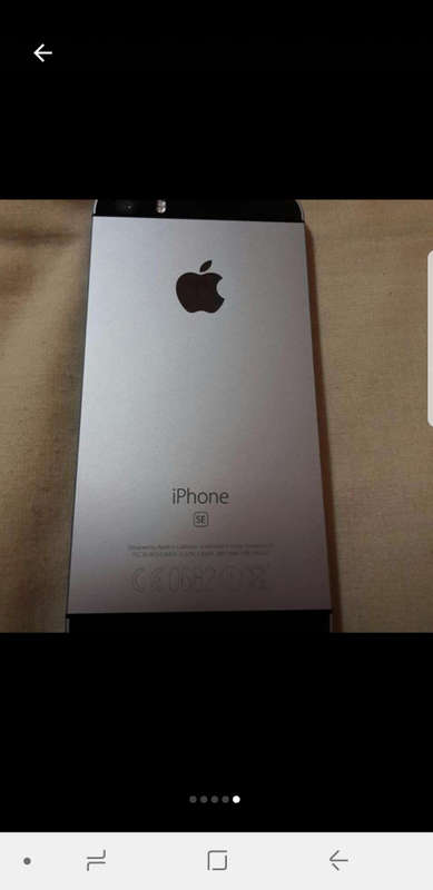 iphone se 32gb demo space grey 10/10 with all accessories