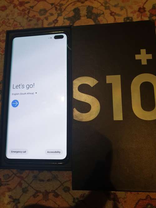 Samsung s10plus with box and charger