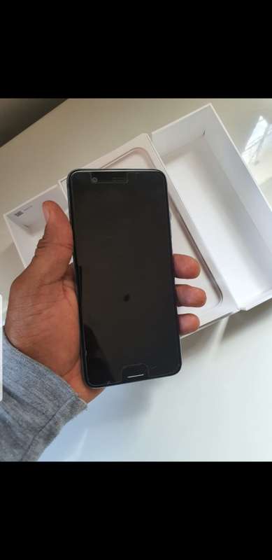 huawei p10 64gb with box and charger