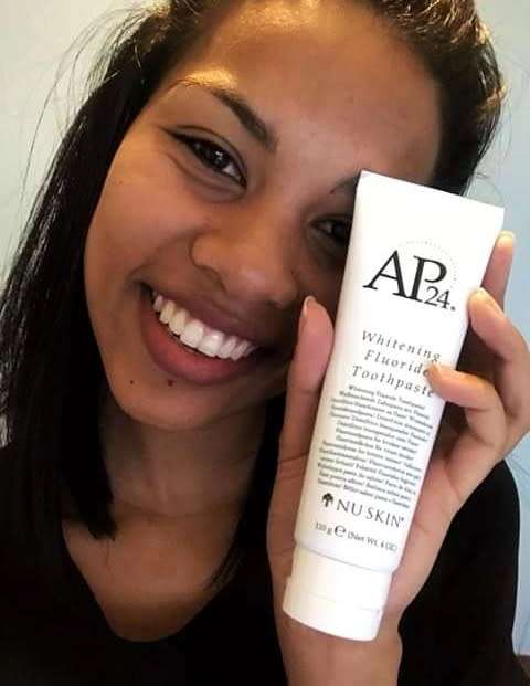 AP 24 Whitening Fluoride Toothpaste