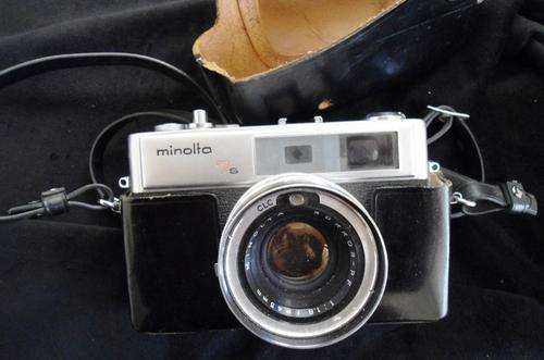 **Vintage Minolta Camera**