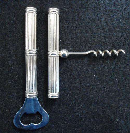 ***R1/NR !! *** Charming bar set!! Cork screw and Bottle opener