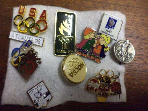 R1/NR EIGHT 1996 OLIMPIC BADGES