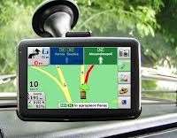 TOUCHSCREEN GPS/MEDIA PLAYER & MORE! INCLUDES TOM TOM & LATEST 2013 SA MAPS - LOCAL STOCK
