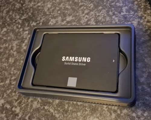 Samsung 860 EVO 2TB SSD