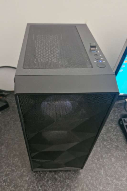 Intel Core i3 10100, 16GB Ram, 1TB NVME Tower