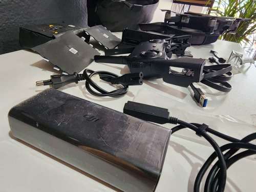 DJI Mavic Air Fly More Combo Drone, Onyx Black, 32MP, 4K, still like new, Save Today, late entry