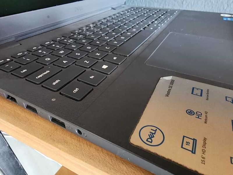 Core i3 11th gen Dell Vostro 3500 Laptop, 4G RAM, 256G NVMe, UHD Graphics, 1Y Wnty, Free Bag