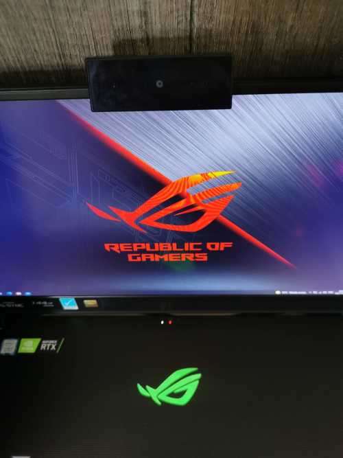 ASUS ROG Zephyrus S17