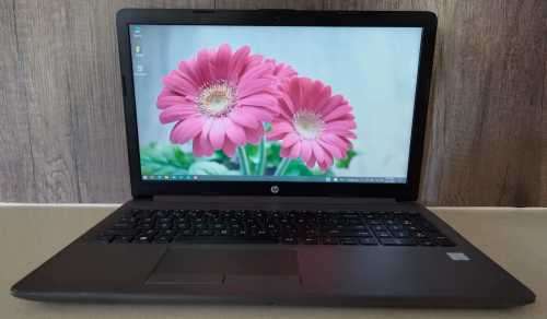 Core i5 8th gen HP 250 G7  DEMO Laptop 8G/1TB HD/UHD Graphics /Office 21/2y wnty and FREE BAG