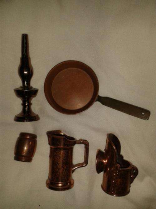 Brass kitchen ornaments - pan, jug etc. (miniature)