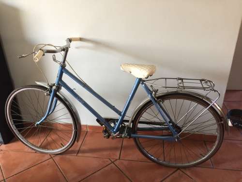 OLD VINTAGE BICYCLE (RALEIGH - CANDY) FOR SALE