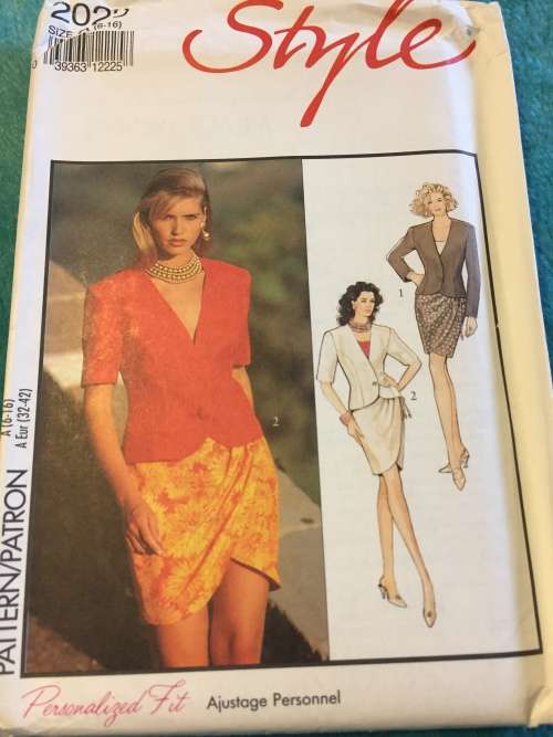 STYLE: PATTERN 2023 MISSES' JACKET AND SKIRT (SIZES 6 - 16) UNCUT