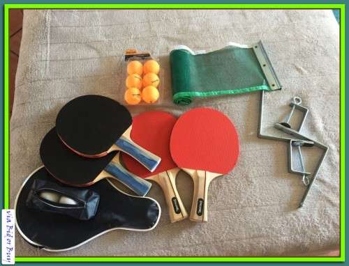 TABLE TENNIS SET - 4 PADDLES, 8 BAALS AND ACCESSORIES