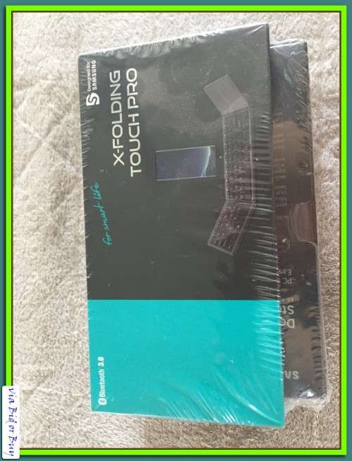 SAMSUNG GALAXY DEX STATION & X FOLDING TOUCH PRO, BLUETOOTH 3 (STILL SEALED)