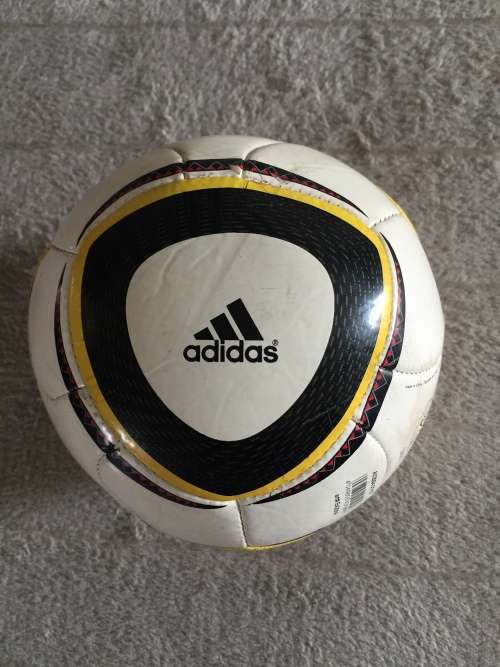 SOCCER BALL - ADIDAS JABULANI FIFA 2010 SOUTH AFRICA WORLD CUP SIZE 5