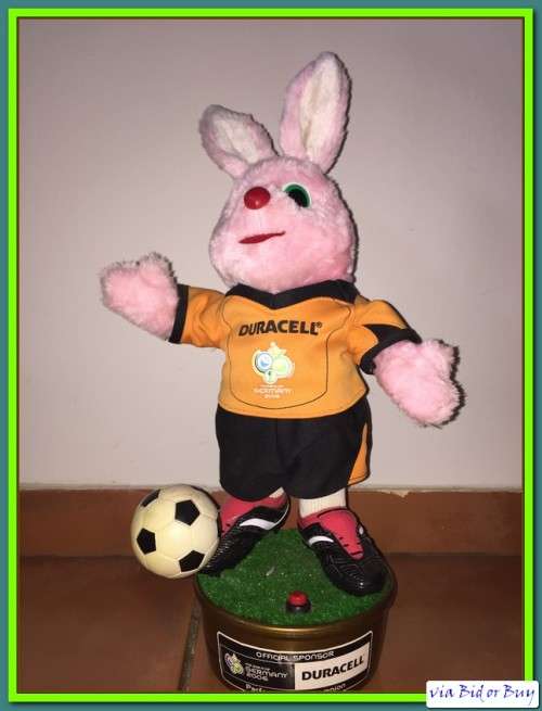 DURACELL BUNNY FIFA GERMANY 2006 WORLD CUP PROMO ITEM (47CM)