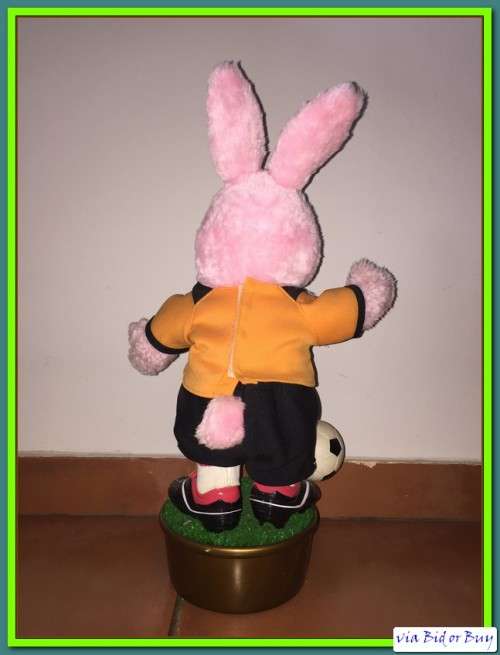 DURACELL BUNNY FIFA GERMANY 2006 WORLD CUP PROMO ITEM (47CM)