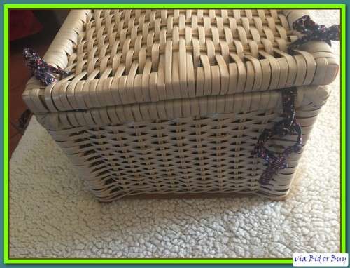 PICNIC BASKET (AS PER PICS) AS NEW