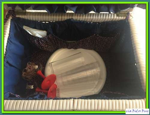 PICNIC BASKET (AS PER PICS) AS NEW