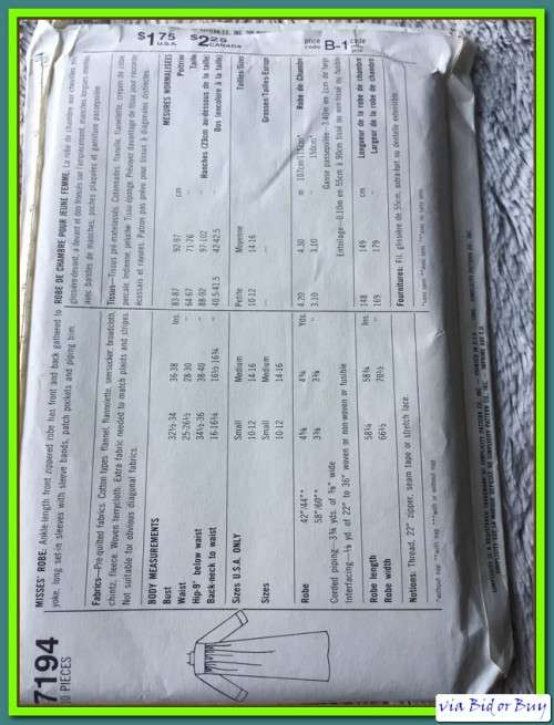 PATTERN SUPER SAVER 7194 - GOWN/ROBE (UNUSED)(SIZE S-M)