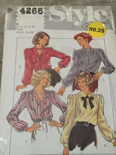 PATTERN STYLE 4268 - PULLOVER BLOUSES (SIZE 10+12+14, 10-16)