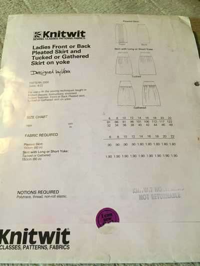 PATTERN KNITWIT 2000 (UNUSED) - SKIRTS (SIZE 6-22)