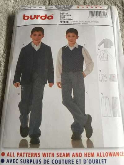 PATTERN BURDA 9812 - BOYS' SUIT (SIZE 10-15)