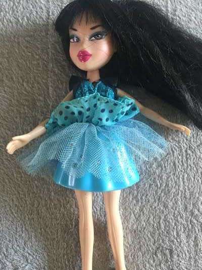 BRATZ JADE - BATTERY OPERATED BUT NOT TESTED 26CM