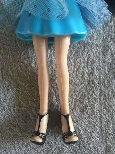 BRATZ JADE - BATTERY OPERATED BUT NOT TESTED 26CM