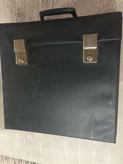 DJ RECORD LP CARRYING HARD CASE BLACK VINYL COATED REINFORCED CASE