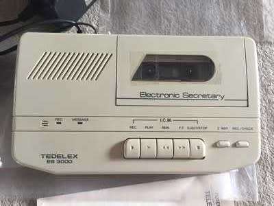 ANTIQUE TEDELEX ELECTRONIC SECRETARY ES-3000 (STILL IN WORKING CONDITION)
