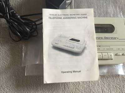 ANTIQUE TEDELEX ELECTRONIC SECRETARY ES-3000 (STILL IN WORKING CONDITION)