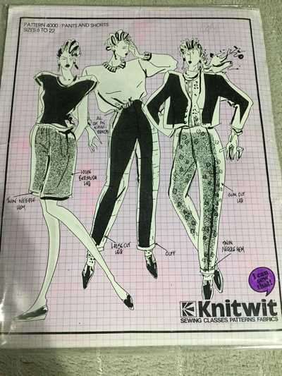 PATTERN KNITWIT 4000 - PANTS AND SHORTS (SIZE 6-22)